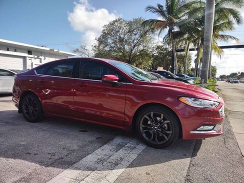 Used 2018 Ford Fusion SE w/ Equipment Group 201A image 13