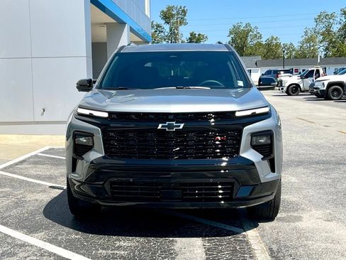 New 2026 Chevrolet Traverse RS w/ LPO, Floor Liner Package image 7