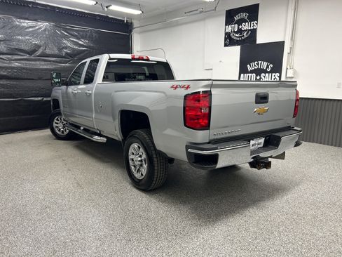 Used 2016 Chevrolet Silverado 2500 LT w/ LT Convenience Package image 4