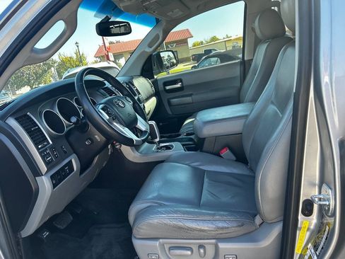 Used 2016 Toyota Sequoia Limited image 11