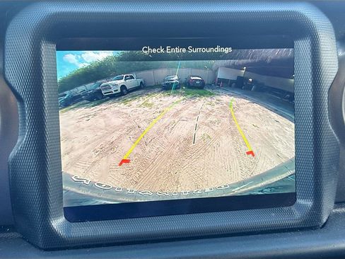 Used 2023 Jeep Wrangler Unlimited w/ Cold Weather Group AWD/4WD image 15
