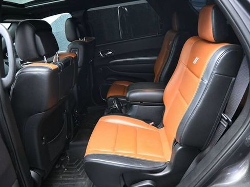 Used 2019 Dodge Durango R/T w/ Technology Group RWD image 32