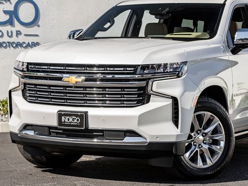 Used 2023 Chevrolet Suburban Premier w/ Premium Package AWD/4WD image 2