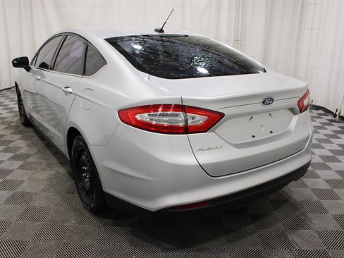 Used 2014 Ford Fusion S FWD image 26