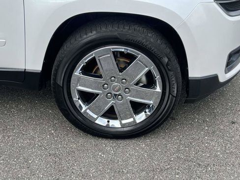 Used 2017 GMC Acadia Limited SLT image 5