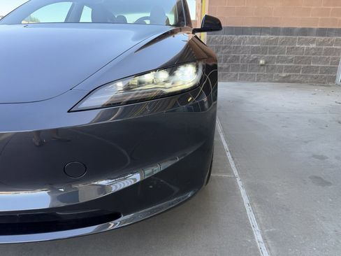 Used 2024 Tesla Model 3 RWD image 11