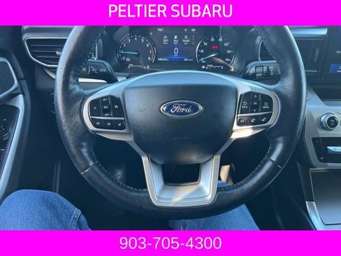 Used 2022 Ford Explorer XLT w/ Equipment Group 202A image 8