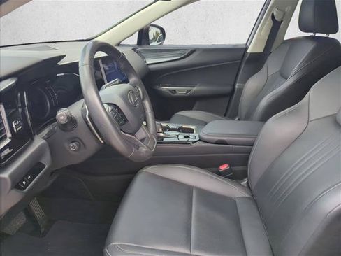 Used 2023 Lexus NX 250 FWD w/ Towing Package (2000 Lbs) image 16