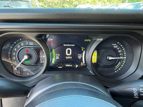 Used 2025 Jeep Wrangler Unlimited Sport S 4xe AWD/4WD image 29