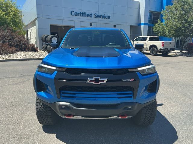 Used 2024 Chevrolet Colorado ZR2 AWD/4WD image 4