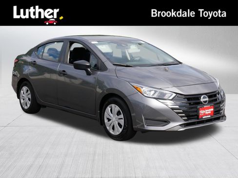 Used 2024 Nissan Versa S w/ Trunk Package FWD image 1