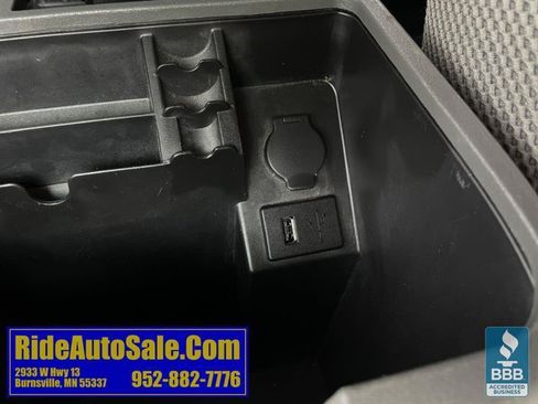 Used 2013 Nissan Frontier SV AWD/4WD image 34