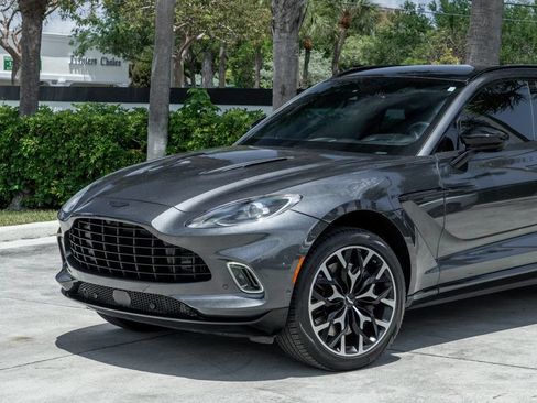 Used 2021 Aston Martin DBX AWD/4WD image 2