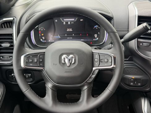 New 2026 RAM 2500 Laramie AWD/4WD image 14