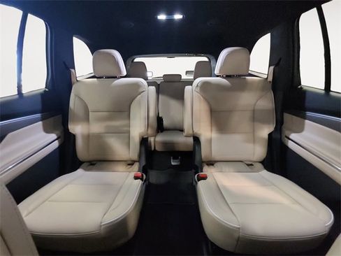 New 2026 Buick Enclave Preferred image 13