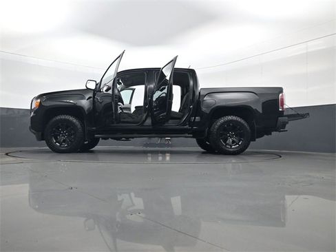 Used 2021 GMC Canyon AT4 image 34