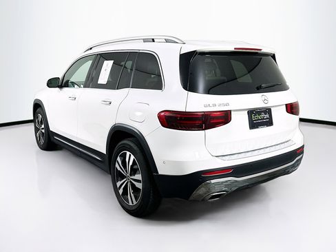 Used 2025 Mercedes-Benz GLB 250 image 5