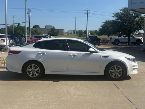 Used 2016 Kia Optima LX FWD image 6