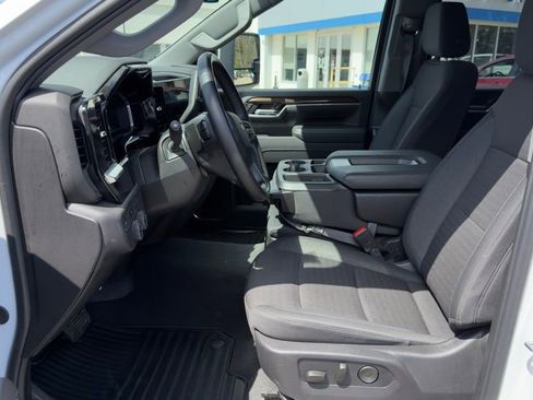 Used 2025 Chevrolet Silverado 2500 LT w/ Safety Package image 7