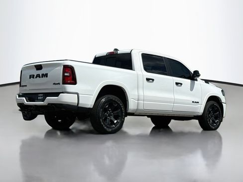 Used 2025 RAM 1500 Big Horn AWD/4WD image 7