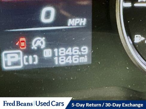 Used 2026 Subaru Crosstrek 2.0i Premium image 14