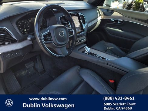 Used 2022 Volvo XC90 T8 Inscription w/ Advanced Package image 9