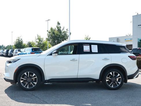 Used 2023 INFINITI QX60 Luxe w/ Cargo Package FWD image 9