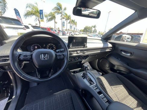 Used 2024 Honda HR-V Sport image 10