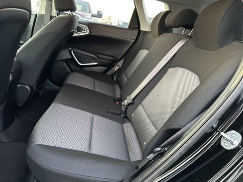 Used 2025 Kia Soul LX w/ LX Technology Package image 23