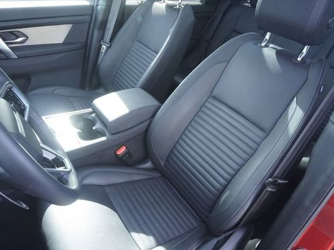 Used 2025 Land Rover Discovery Sport Dynamic SE image 20