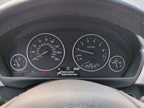 Used 2015 BMW 320i xDrive Sedan AWD/4WD image 11