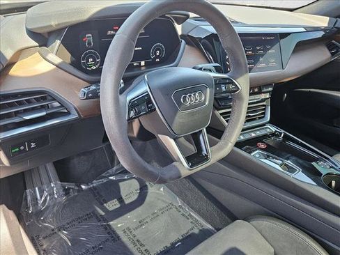 Used 2022 Audi e-tron GT Premium Plus AWD/4WD image 10