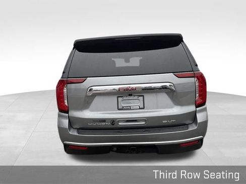 Used 2023 GMC Yukon XL SLT AWD/4WD image 13