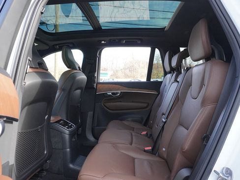 Used 2024 Volvo XC90 T8 Plus w/ Protection Package image 40