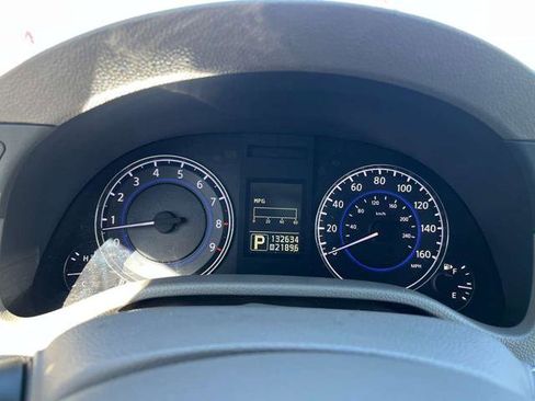 Used 2011 INFINITI G37 Journey w/ Premium Pkg image 30