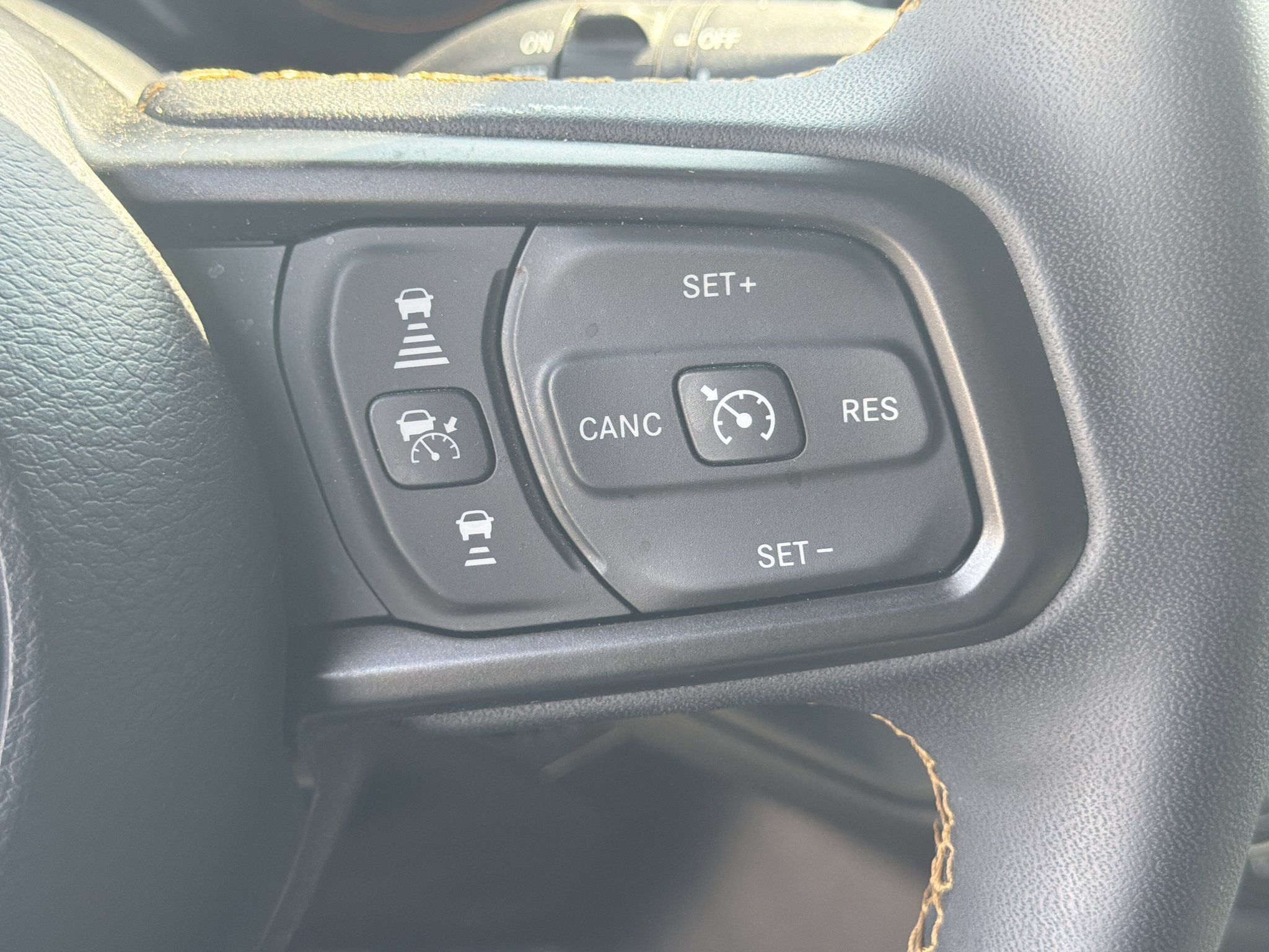 Used 2024 Jeep Wrangler Unlimited Sport AWD/4WD image 25