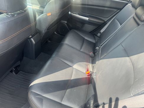 Used 2017 Subaru Crosstrek 2.0i Limited image 9