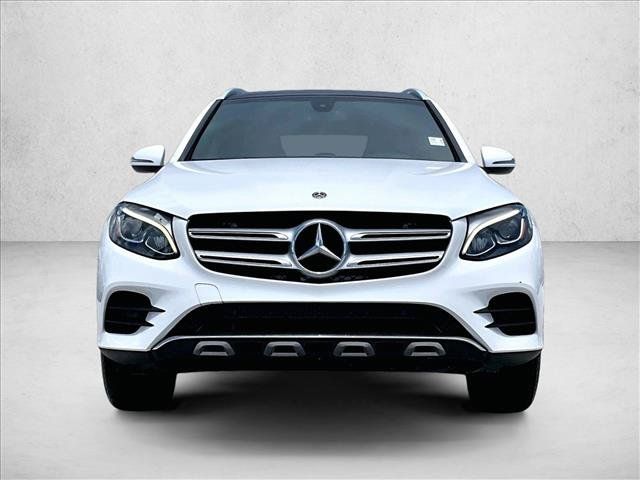Used 2019 Mercedes-Benz GLC 300 4MATIC image 3