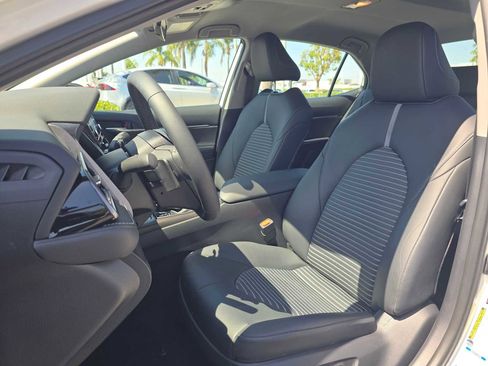 Used 2024 Toyota Camry SE AWD/4WD image 22