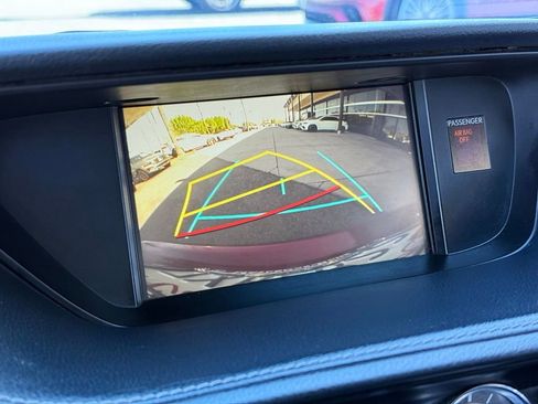 Used 2017 Lexus ES 350 w/ Premium Package FWD image 4
