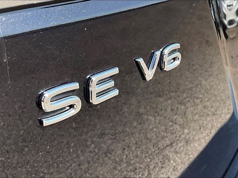 Used 2021 Volkswagen Atlas SE w/ Panoramic Sunroof Package FWD image 10