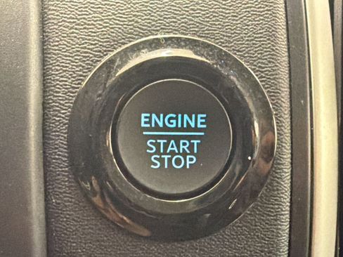 Certified 2025 Ford Expedition Active AWD/4WD image 26