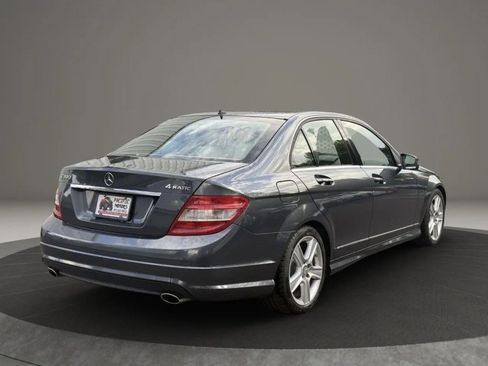 Used 2010 Mercedes-Benz C 300 4MATIC Sedan image 4