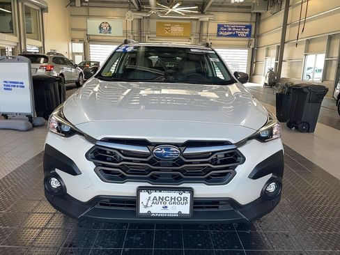 Used 2024 Subaru Crosstrek 2.0i Premium image 2