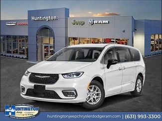 New 2026 Chrysler Pacifica Select video 1