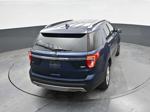 Used 2016 Ford Explorer XLT w/ Equipment Group 202A AWD/4WD image 21