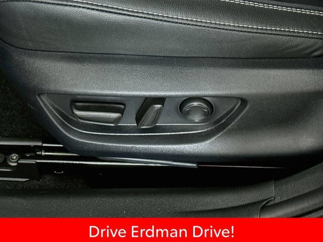 Used 2026 Toyota Camry SE FWD image 12