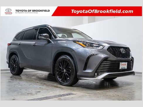 Used 2023 Toyota Highlander XSE image 1