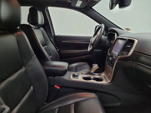 Used 2017 Jeep Grand Cherokee Limited AWD/4WD image 21