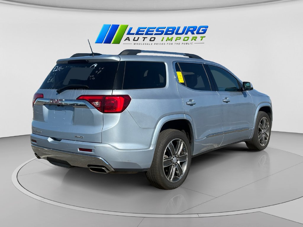 Used 2017 GMC Acadia Denali w/ Technology Package AWD/4WD image 5